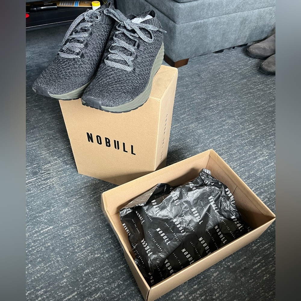 NoBull men’s knit runner in black ivy. 13.5, never been worn.